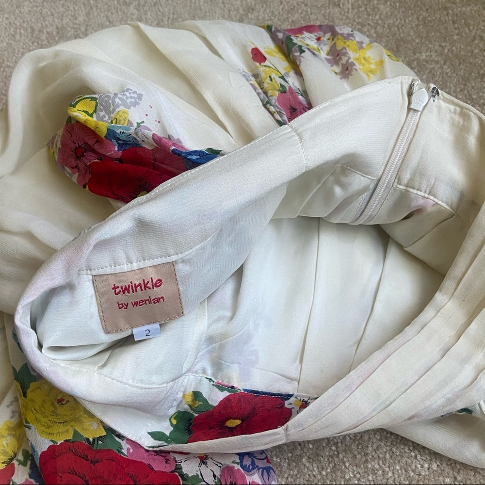 Twinkle by Wenlan Anthropologie Floral Skirt - Picture 3 of 5